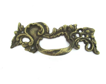 Brass cabinet pull with leaves - furniture hardware. #8A4G21K12