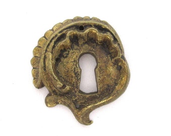 Antique brass escutcheon - keyhole cover. #908G28K21
