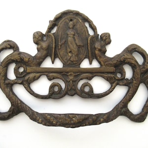 Antique drawer pull. Brass embellishment, escutcheon, Restoration hardware. #7DCG14KA