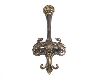 Vintage ornate victorian style coat hook, made in Italy. #70FG190K2