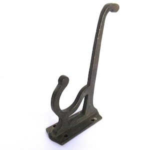 Vintage brass art deco wall hook. #904GB7K1