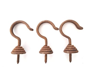 Vintage wire hooks, set of 3.