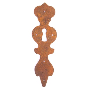 Vintage Rusty metal Escutcheon, keyhole cover, frame, 6 1/2 inch. #905G3CK3
