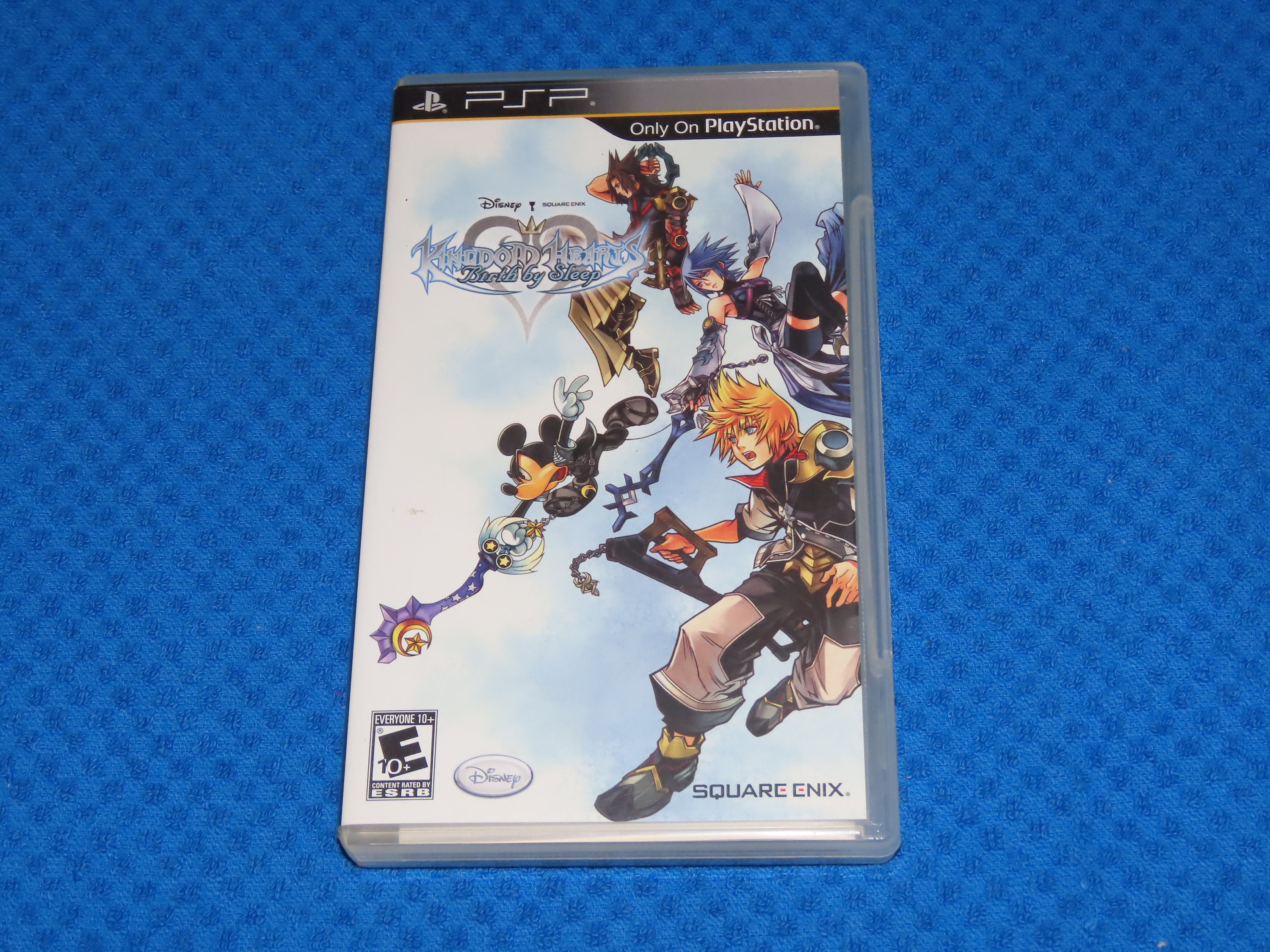 PSP「プレイステーション・ポータブル」 KINGDOM HEARTS Birth by Sleep『KINGDOM HEARTS EDITION』 (PSPJ-30012)  wyw801m KINGDOM HEARTS Birth by Sleep KINGDOM HEARTS PSPJ-30012
