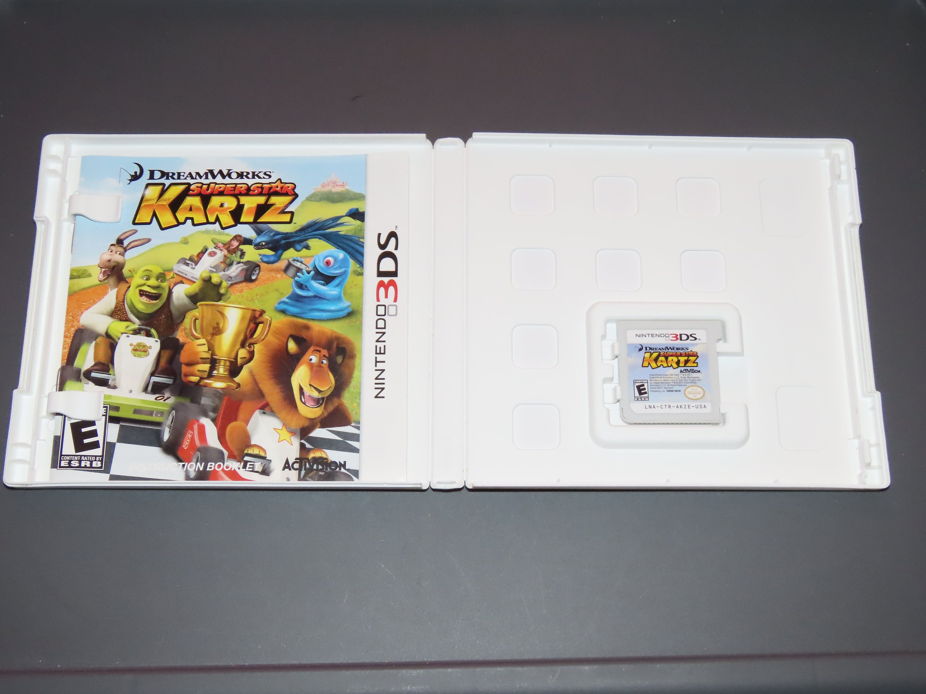 Dreamworks Super Star Kartz Nintendo 3DS Video Game - Select