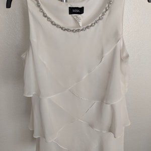Vintage Multiple Colors Large and Medium Sleeveless Button Up and Tunic Collar Women’s Blouses/ Shirts, various colors, in great condition image 2