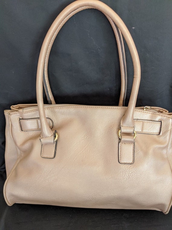 Slightly Used Pearl Color With Gold APT 9 Brand Shoulder Bag Handbag Purse Etsy Ireland