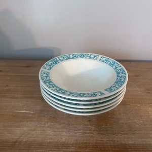 Set of 5 mid century Homer Laughlin fruit bowls