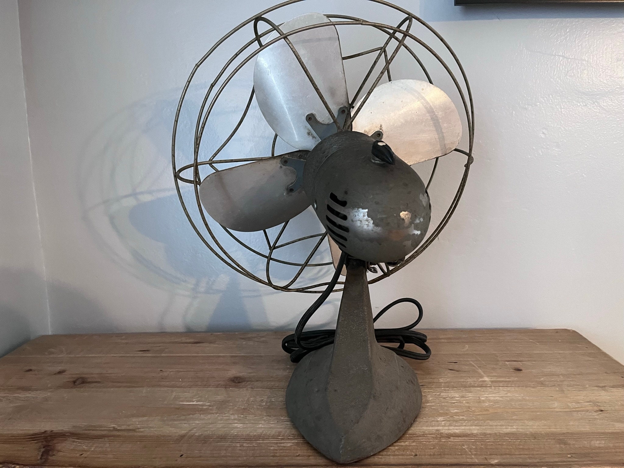 ビンテージ Eskimo 扇風機 アメリカ Vintage Eskimo Oscillating Fan - Etsy
