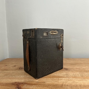 Antique Brownie Camera- non working