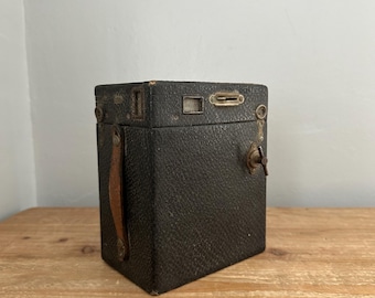 Antique Brownie Camera- non working