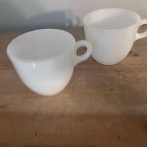 Set of 2 vintage Fire King C handle mugs