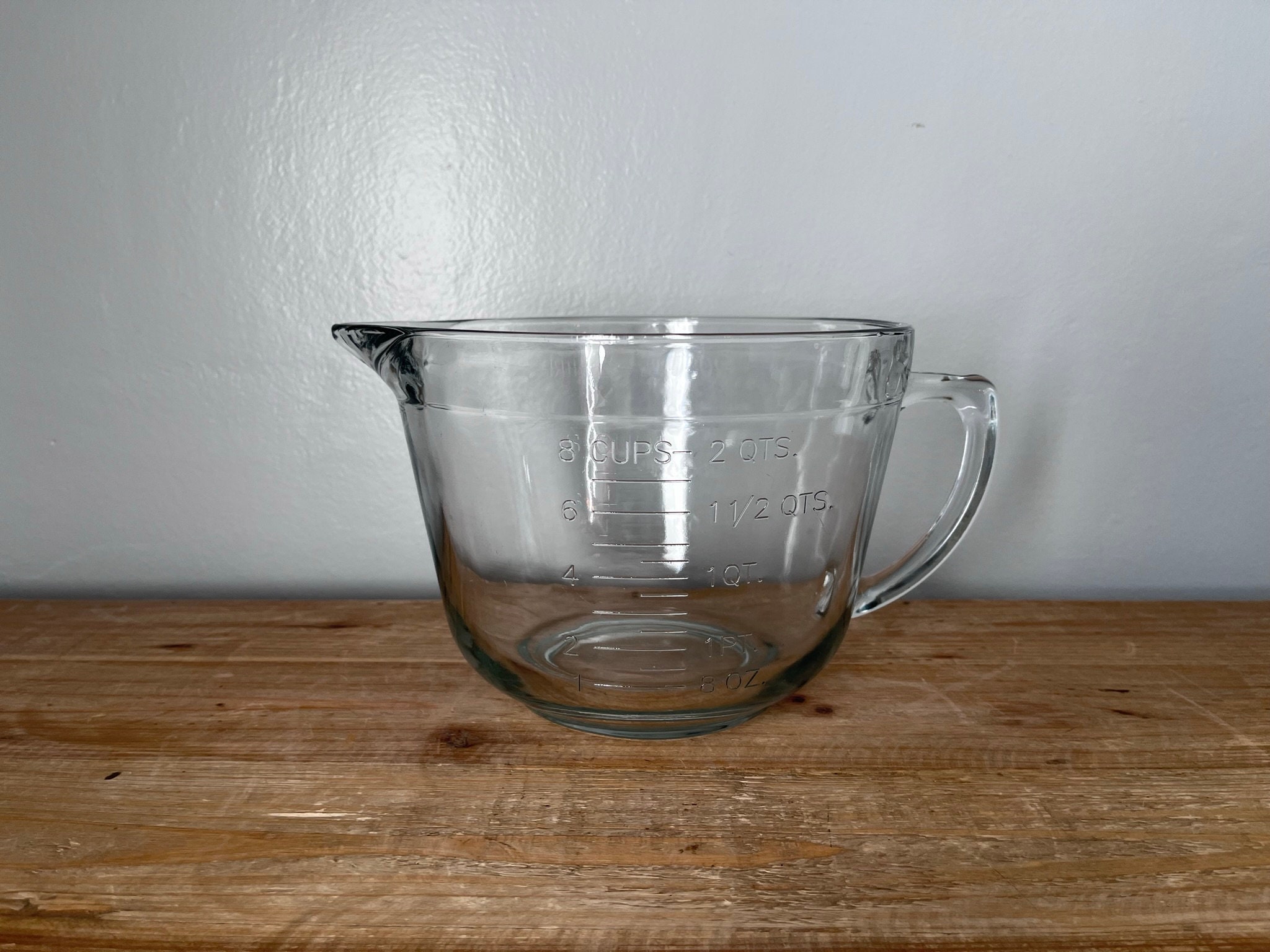 8 Cup Large Glass Measuring Cup - Kitchen Mixing Bowl Liquid Measure C -  Le'raze by G&L Decor Inc