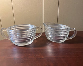 Vintage Manhattan Depression Glas Milchkännchen und Zucker