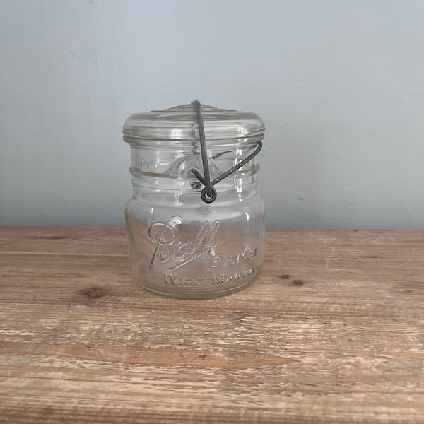 Antique Ball Eclipse Wide Mouth Pint Jar with glass lid