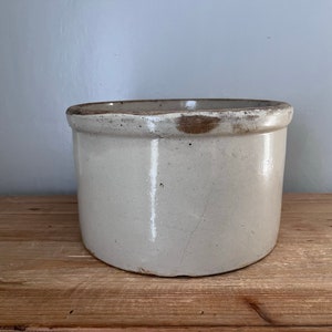 Small gray crock