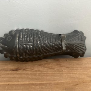 Vintage tin fish mold