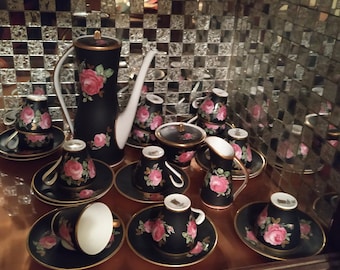 Porcelain coffee service, Vieux Paris French Porcelain, complete 15 piece coffee service