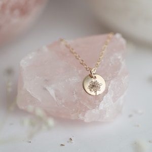 Birth Month Flower Necklace - Custom November Birth Flower Necklace - Chrysanthemum necklace - Mother&#39;s Day Gift - November Birthday Gift