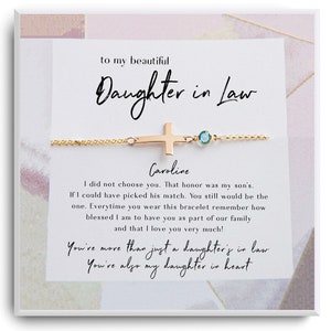 Bracelet cadeau belle-fille : cadeau d&#39;anniversaire pour belle-fille, bijoux de la belle-mère, cadeau de mariage pour la mariée - Bracelet croix de naissance