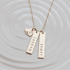 Personalized Family Necklace - Necklace with Kids Names and Parents Initials - Custom Childrens Name - Mother Gift - Mothers Day Necklace