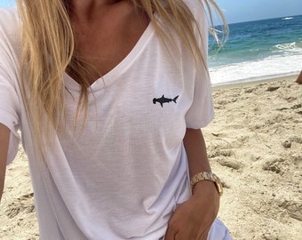 Hammerhead Shark Shirt - No Fins No Future Back Women's Scoop Neck Tee