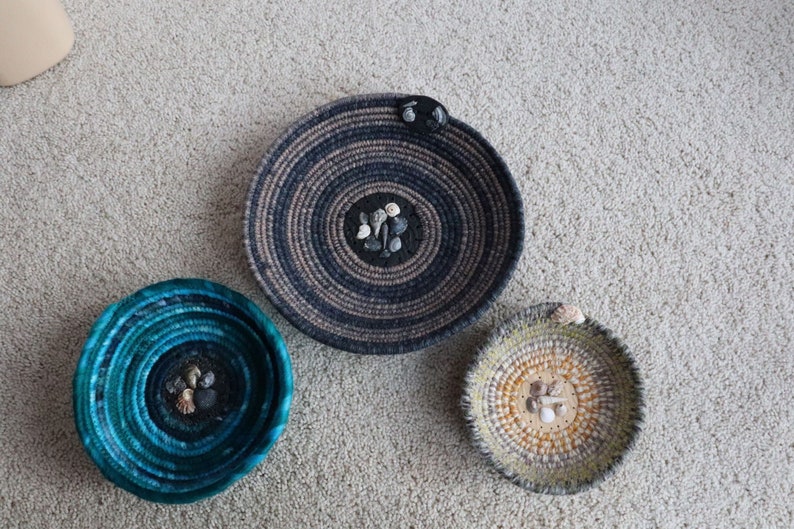 shell decor green recycle purple unique storage red ribbon basket black Hand Sewn Rope Baskets with Clay Disc Bottom- KeyCoin valet