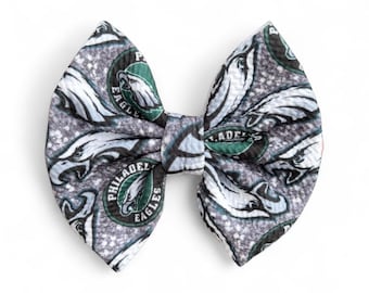 Eagles Hair Bow | Philly Football Hair Accessory | Silver Green Black Bow | Game Day Hair Clip | Philadelphia Team Colors Gift