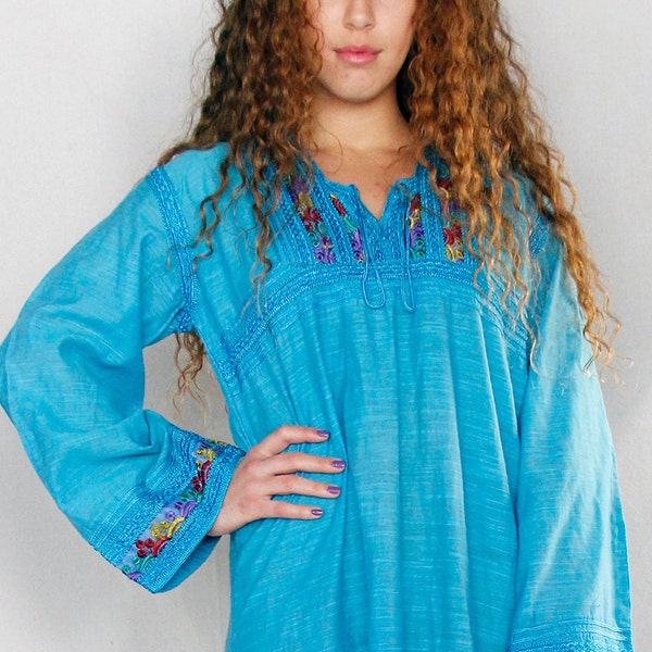 SALE Vintage 70's Moroccan Hand Embroidered Blue Caftan / Vintage 70's Embroidered festival Caftan / Vintage India Caftan