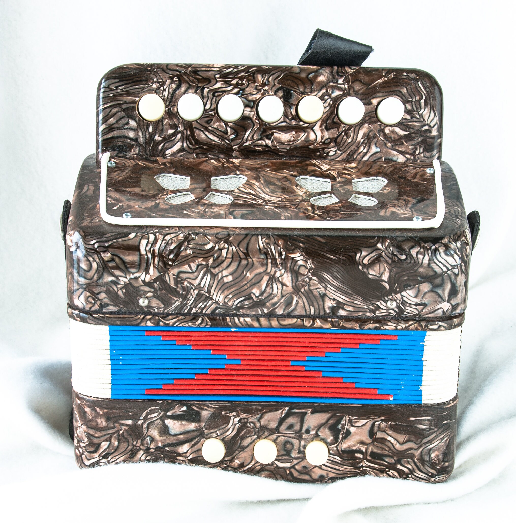 toy melodeon