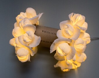 White Wedding lights, Battery lights, Wedding decor, Flower garland, Lights garland, White flowers, Home decor.