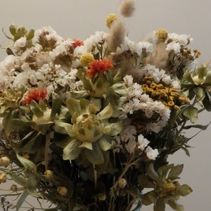 Dried flower bouquet // Flower bunch // Rustic wedding bouquet // Natural flower // Peonies // Roses // Magnolia // fleurs séchées image 4