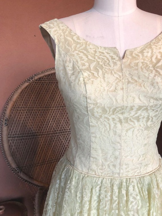 1950's Lace Party Dress - image 2