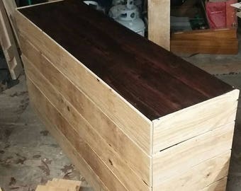 Pop-Up Show Table/Bar