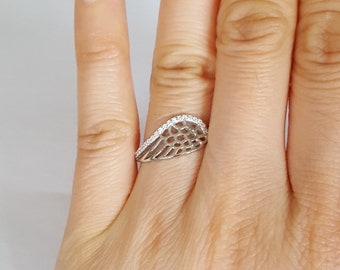 Sterling Silver wing ring, Cubic Zirconia Ring, Size 6, 7, or 8, 8mm, Engagment Ring, Promise Ring, Birthday Gift, Fast Shipping from USA