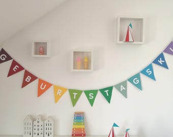 Pennant chain for birthday child, solid burgundy to purple