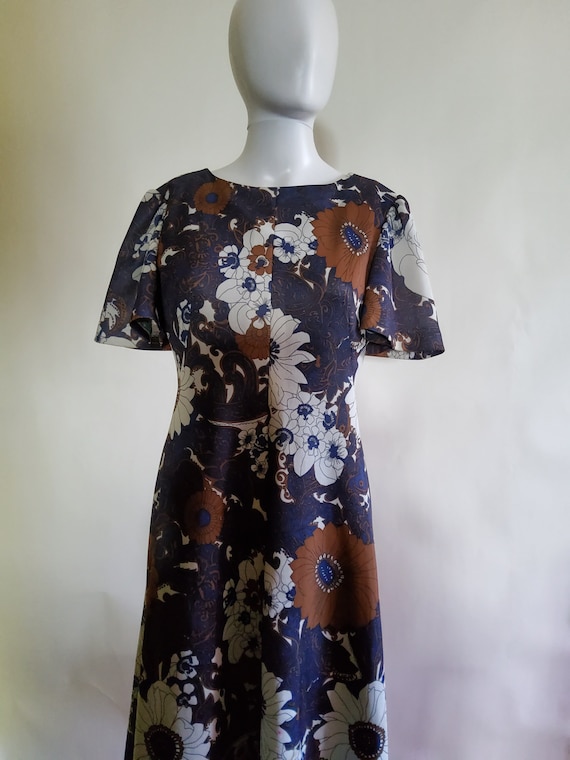DISCOUNTED Vintage Floral Maxi Dress - So Emilia … - image 1