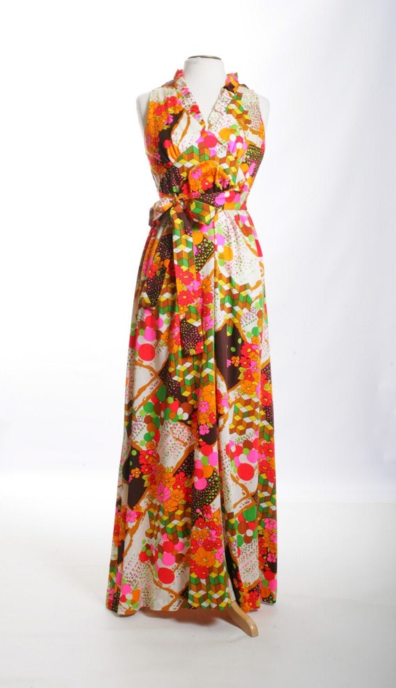 Psychedelic 70s Groovy Floral Vintage Maxi Dress