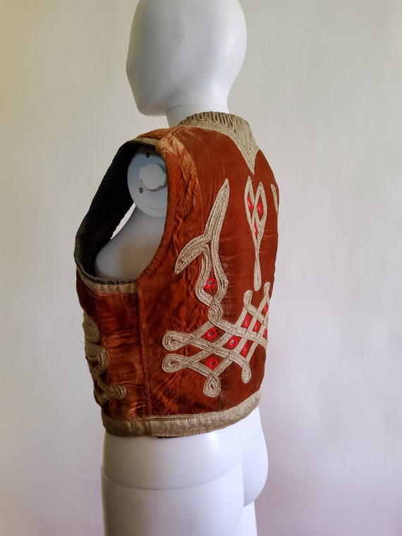 Vintage Velvet Crop Vest - image 5