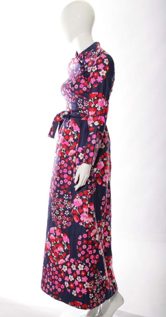 60s Psychedelic Magnin Floral Maxi Cotton Robe Co… - image 2