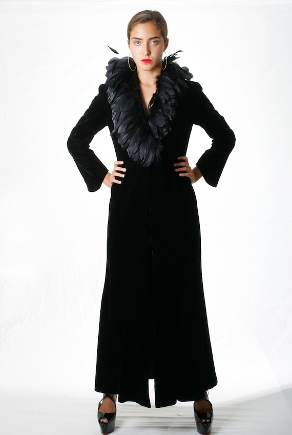 Vintage Couture Bespoke Velvet Theatre Coat with … - image 1