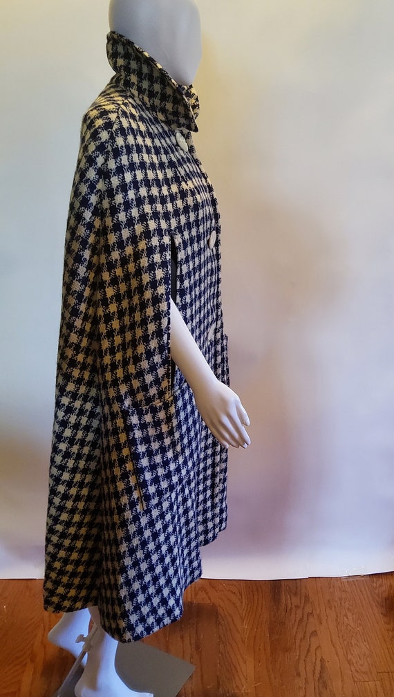 The Houndstooth Cape - image 3