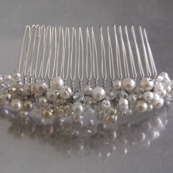 Pearl and Crystal Haircomb