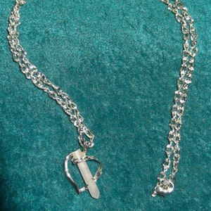 925 Sterling Silver Heart Rose Quartz Rod on Sterling Silver Plate Chain , 53 cm chain length