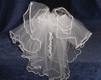 Ivory Tulle Bridal Ruffle Veil, 29 cm long