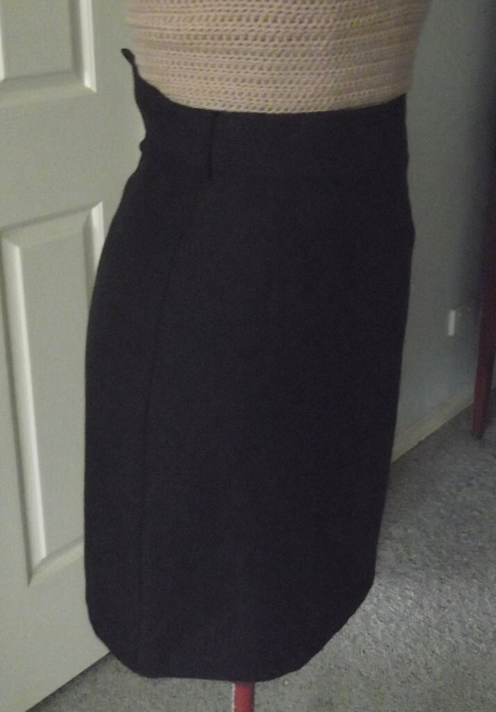 Black Lined Knee Length Skirt Size 10 12 Centre Back Hem Vent Split Etsy UK