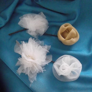 Set de 4 horquillas de tul y gasa con volantes