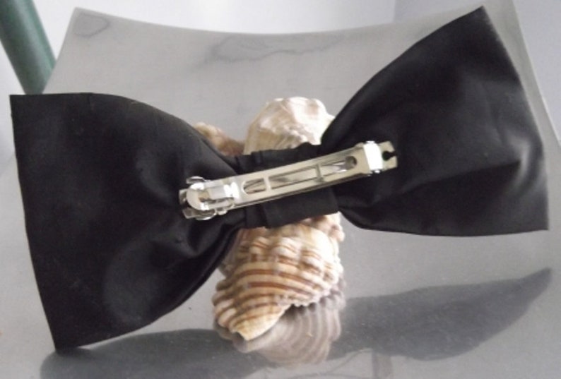 Black Bow Hair Barrette Hairclip image 2