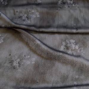 Taupe Floral Mousseline de Soie