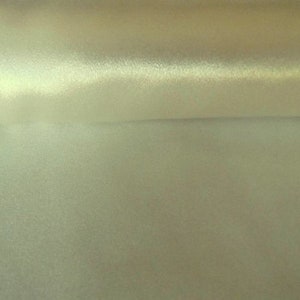 Tessuto crêpe posteriore in raso color crema avorio, 1,55 metri per 112 cm di larghezza